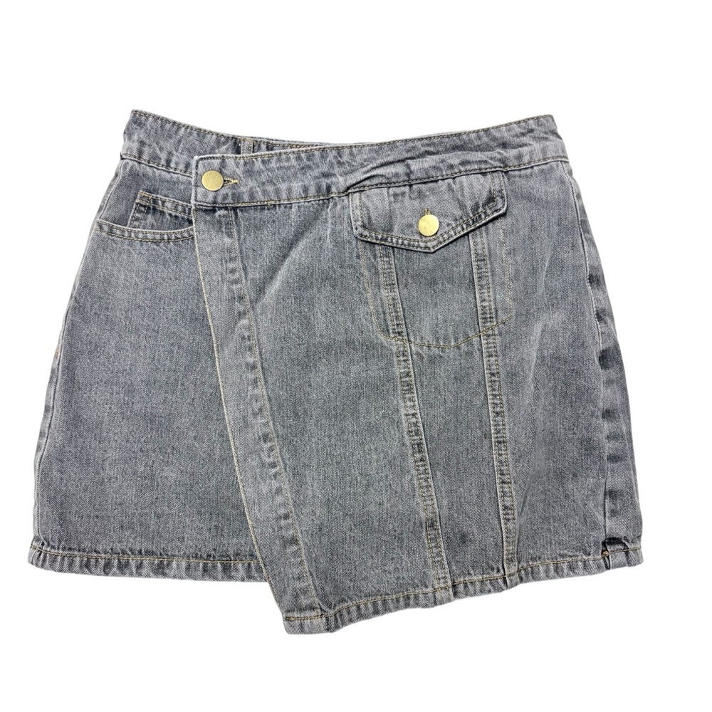 Gray Denim Skort with Asymmetrical Front Design Size Medium Girlhoodcore